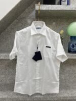 قميص برادا صيفي بأكمام قصيرة