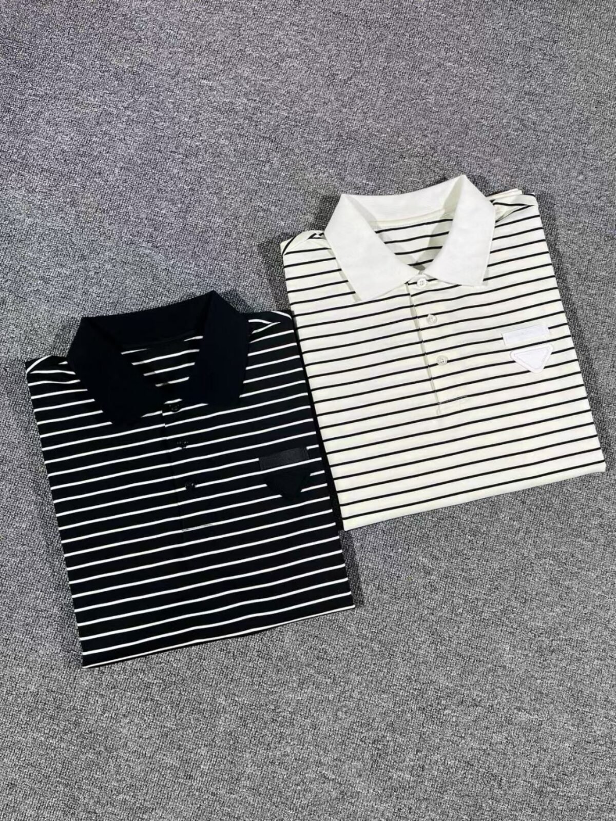 ⁦قميص بولو رجالي صيفي جديد من برادا، شبكي، كاجوال، بأكمام قصيرة، بشعار كلاسيكي، بتصميم أنيق⁩ - الصورة ⁦1⁩