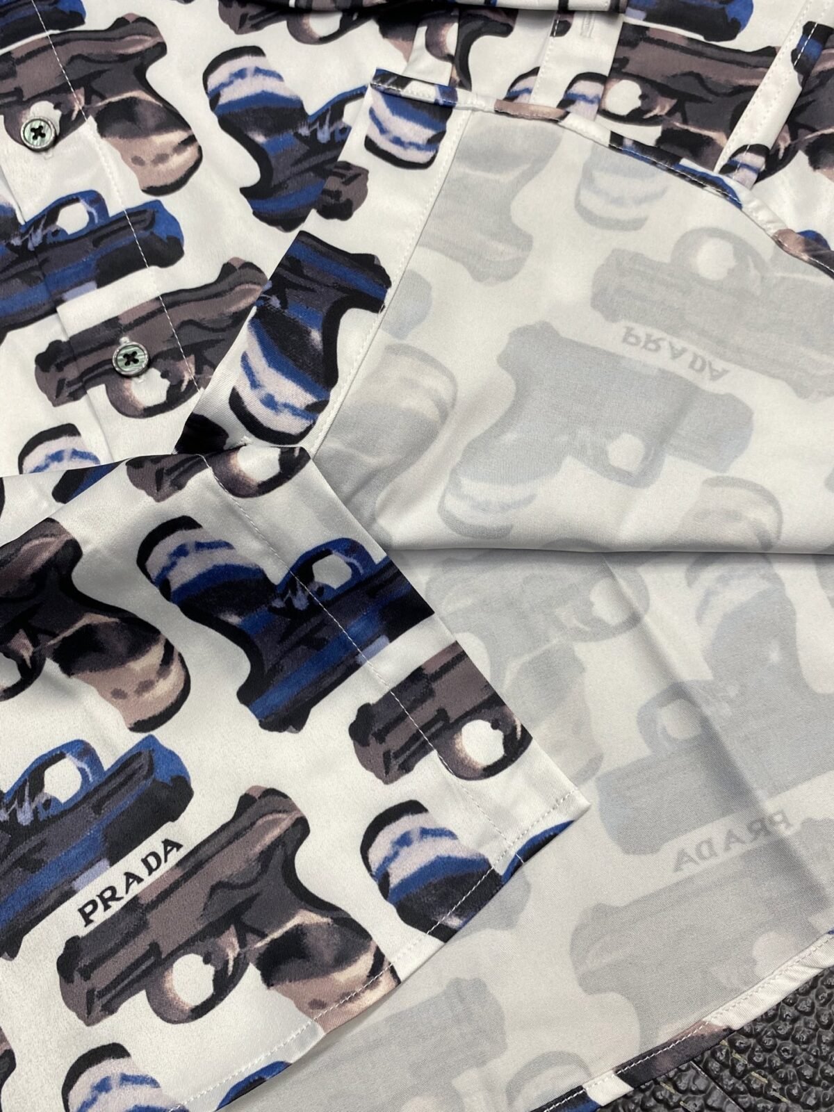 ⁦قميص برادا رجالي كاجوال جديد⁩ - الصورة ⁦7⁩