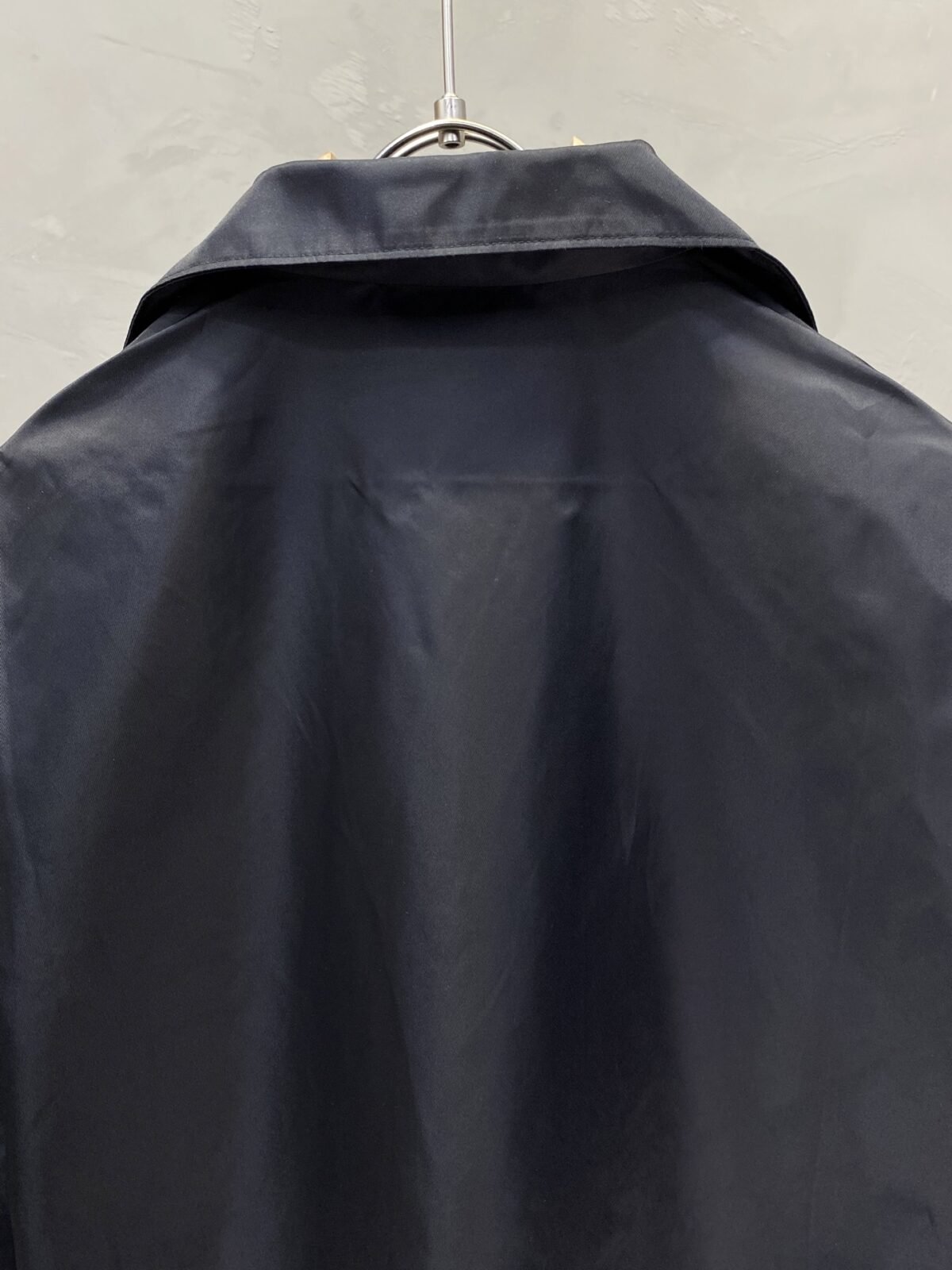 ⁦قميص برادا رجالي كاجوال جديد⁩ - الصورة ⁦5⁩