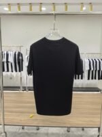 ⁦تيشيرت برادا الرجالي الأنيق بياقة دائرية وأكمام قصيرة⁩ - الصورة ⁦4⁩