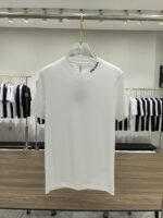 ⁦تيشيرت برادا الرجالي الأنيق بياقة دائرية وأكمام قصيرة⁩ - الصورة ⁦2⁩