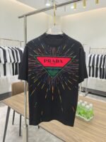 ⁦تيشيرت برادا الرجالي الأنيق بياقة دائرية وأكمام قصيرة⁩ - الصورة ⁦2⁩