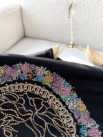 ⁦تيشيرتات فيرساتشي الجديدة للرجال والنساء بأكمام قصيرة.⁩ - الصورة ⁦2⁩