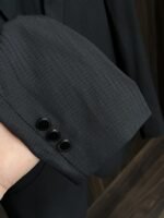 ⁦جاكيت بدلة فاخر من فيرساتشي، جديد وحصري.⁩ - الصورة ⁦8⁩