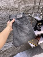 بنطلون جينز رجالي جديد من فيرساتشي