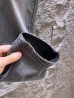 ⁦بنطلون جينز رجالي جديد من فيرساتشي⁩ - الصورة ⁦7⁩