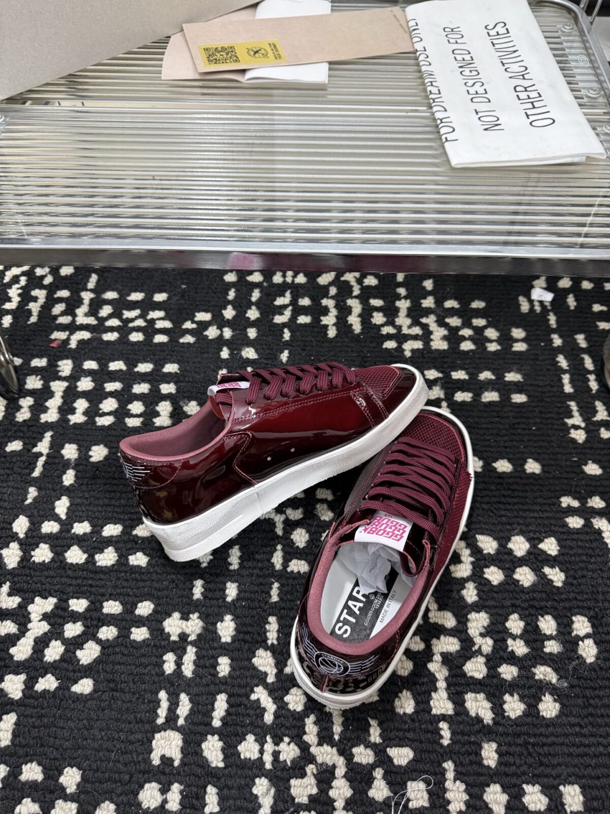 ⁦شوز Stardan من غولدن غوس⁩ - الصورة ⁦4⁩