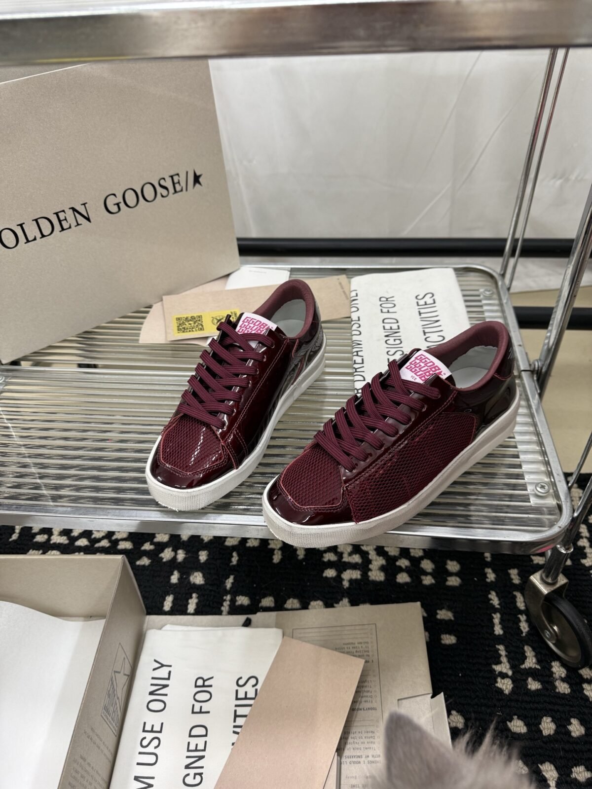 ⁦شوز Stardan من غولدن غوس⁩ - الصورة ⁦6⁩