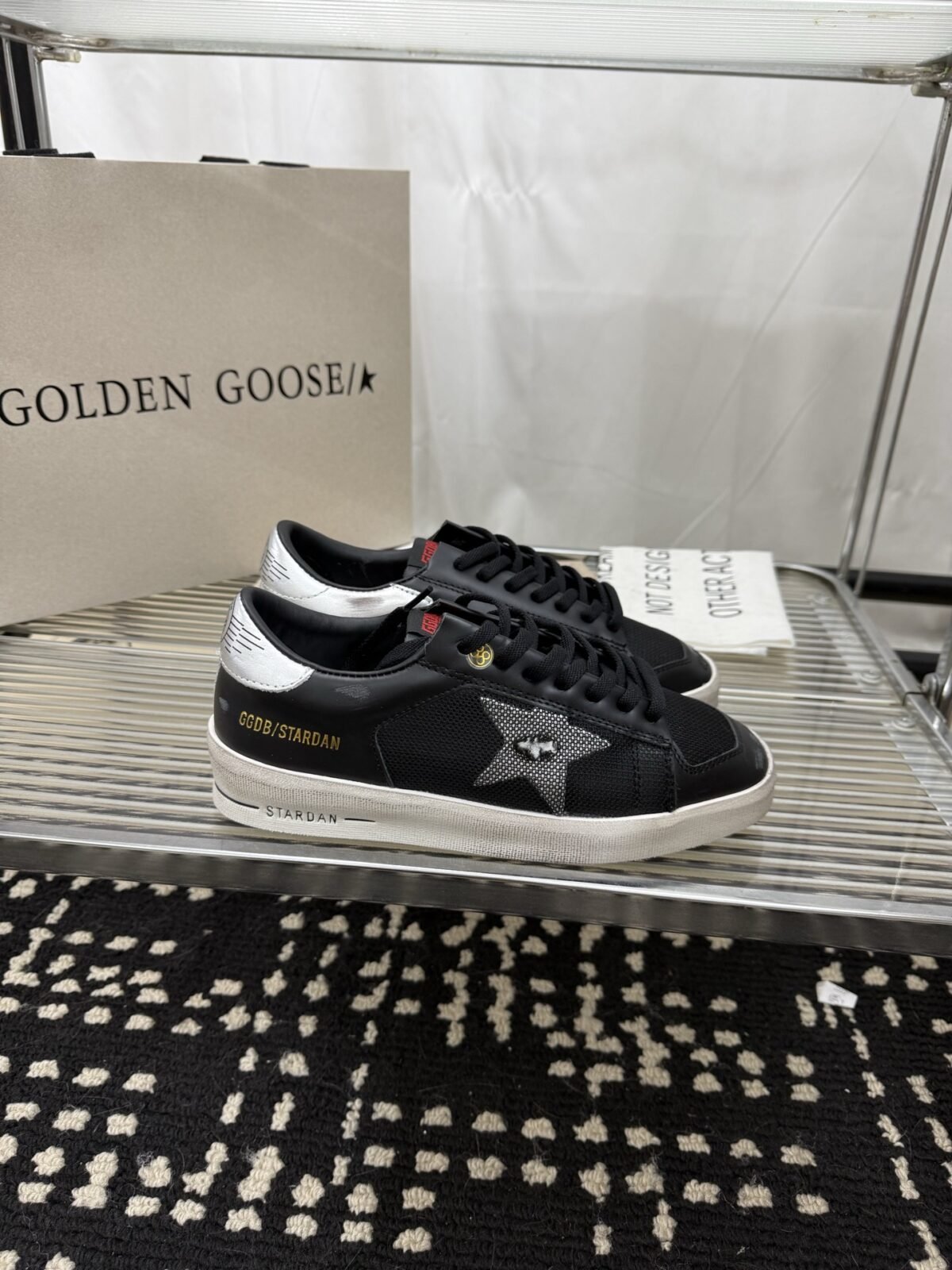 ⁦شوز Stardan من غولدن غوس⁩ - الصورة ⁦4⁩