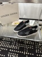 ⁦شوز Stardan من غولدن غوس⁩ - الصورة ⁦3⁩