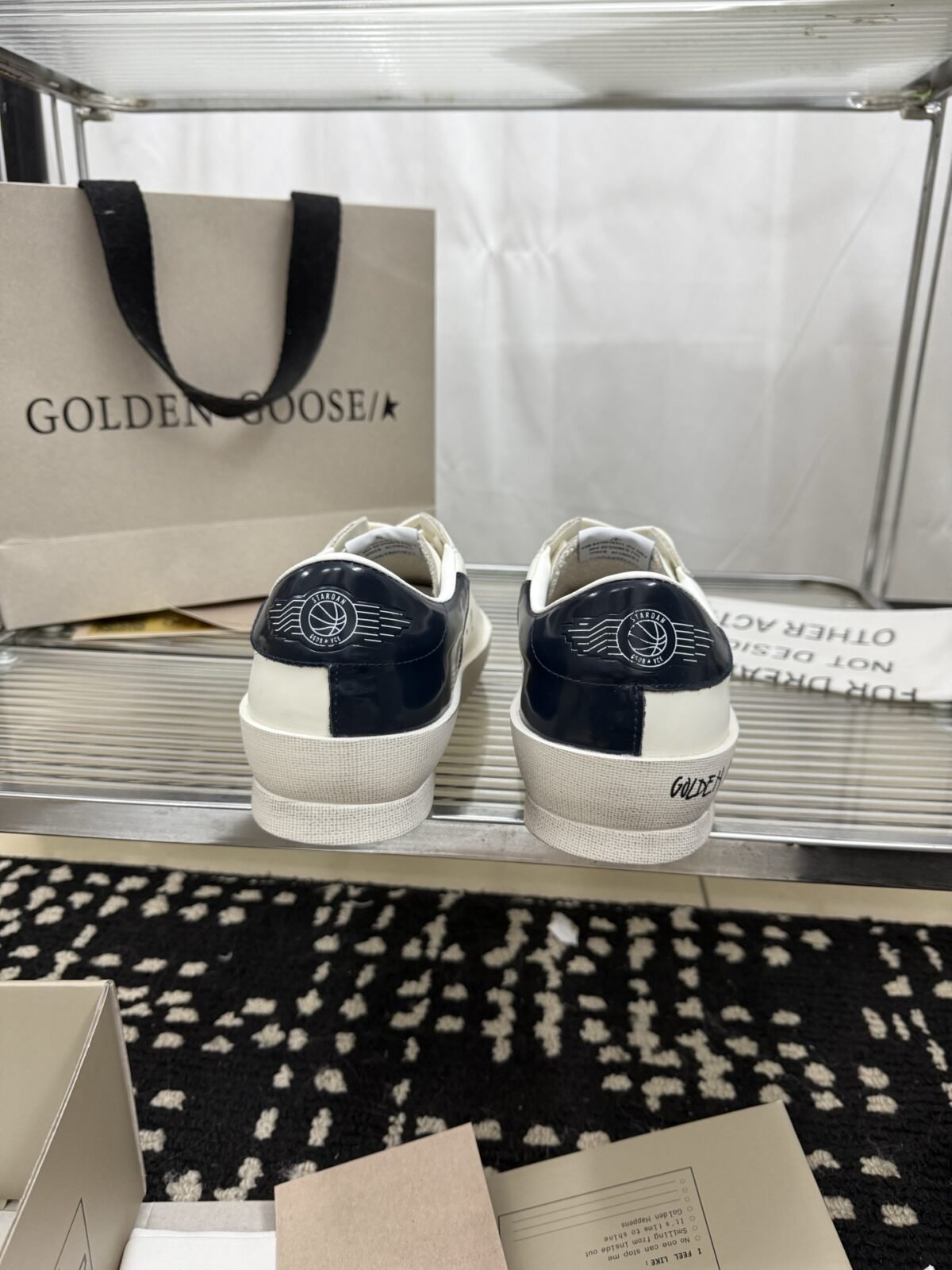 ⁦شوز Stardan من غولدن غوس⁩ - الصورة ⁦7⁩