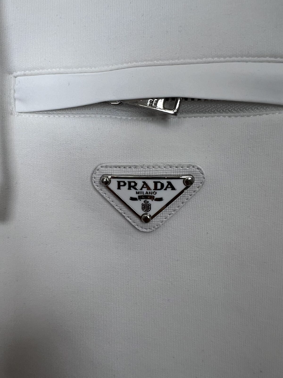 ⁦جاكيت برادا بغطاء رأس للخريف والشتاء⁩ - الصورة ⁦10⁩