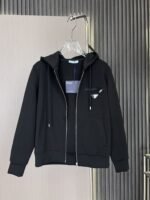 ⁦جاكيت برادا بغطاء رأس للخريف والشتاء⁩ - الصورة ⁦7⁩