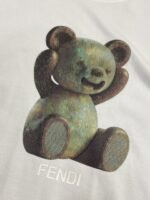 ⁦قميص رجالي كاجوال بأكمام قصيرة من فندي⁩ - الصورة ⁦6⁩