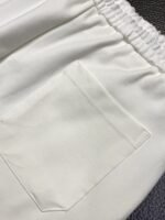 ⁦شورت فندي الجديد القصير، مريح وجيد التهوية⁩ - الصورة ⁦5⁩