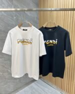 تيشيرت فندي الجديد ربيع وصيف كامل بياقة دائرية وأكمام قصيرة