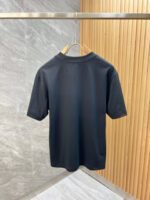 ⁦تيشيرت فندي الجديد ربيع وصيف كامل بياقة دائرية وأكمام قصيرة⁩ - الصورة ⁦5⁩