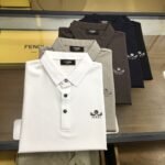 تيشيرت بولو فندي الجديد، عصري وعملي، بياقة دائرية.