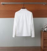 ⁦قميص فندي الكاجوال الجديد بأكمام طويلة⁩ - الصورة ⁦3⁩