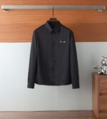 ⁦قميص فندي الكاجوال الجديد بأكمام طويلة⁩ - الصورة ⁦2⁩