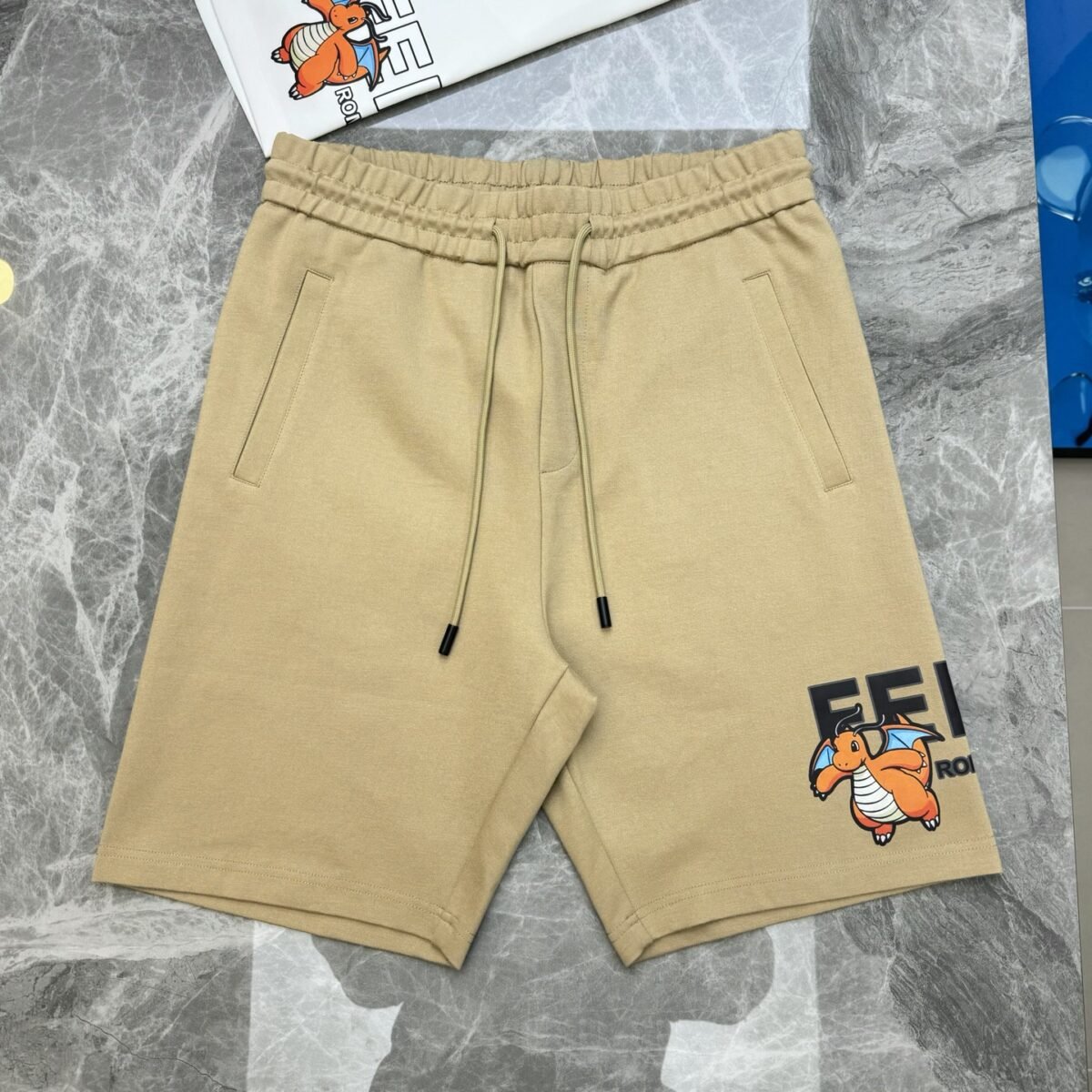 ⁦شورت فندي الجديد للربيع والصيف⁩ - الصورة ⁦5⁩