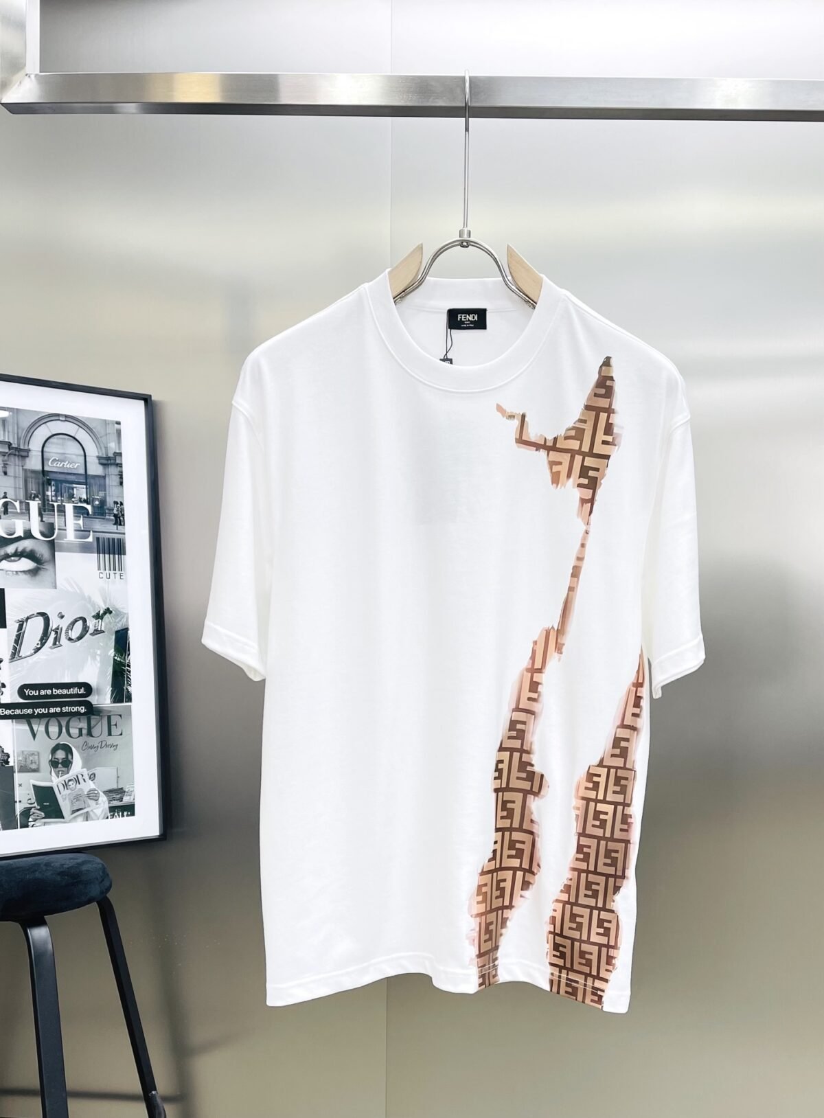 wsxc1748102741828_0 تيشيرت فندي كاجوال ومريح - الصورة 1