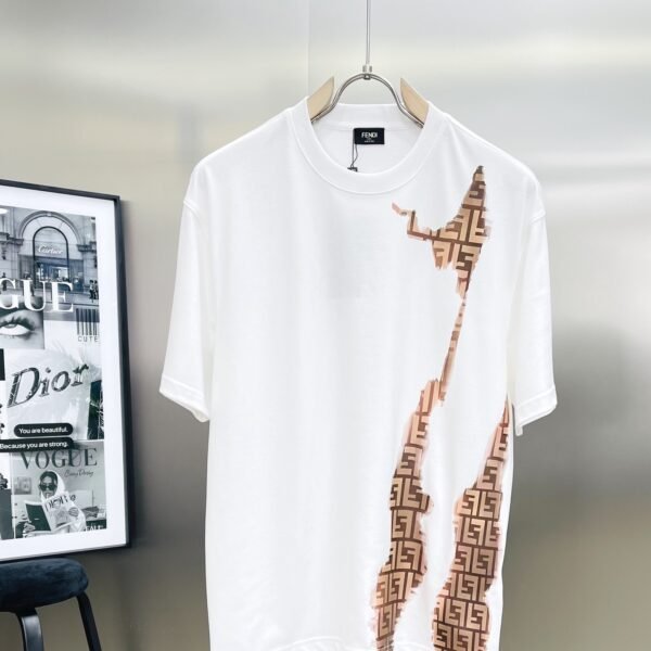 تيشيرت فندي كاجوال ومريح