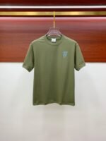 ⁦تيشيرت بربري الجديد بأكمام قصيرة مطبوع عليه شعار بربري الجديد⁩ - الصورة ⁦3⁩