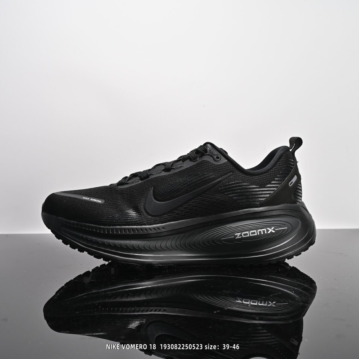 ⁦حذاء Nike ZoomX Vomero 18⁩ - الصورة ⁦1⁩