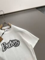 ⁦تيشيرت بربري الجديد بأكمام قصيرة وياقة دائرية⁩ - الصورة ⁦5⁩