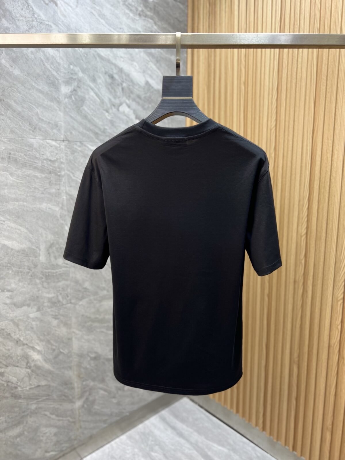 ⁦تيشيرت بربري الجديد من القطن بياقة دائرية وأكمام قصيرة⁩ - الصورة ⁦5⁩