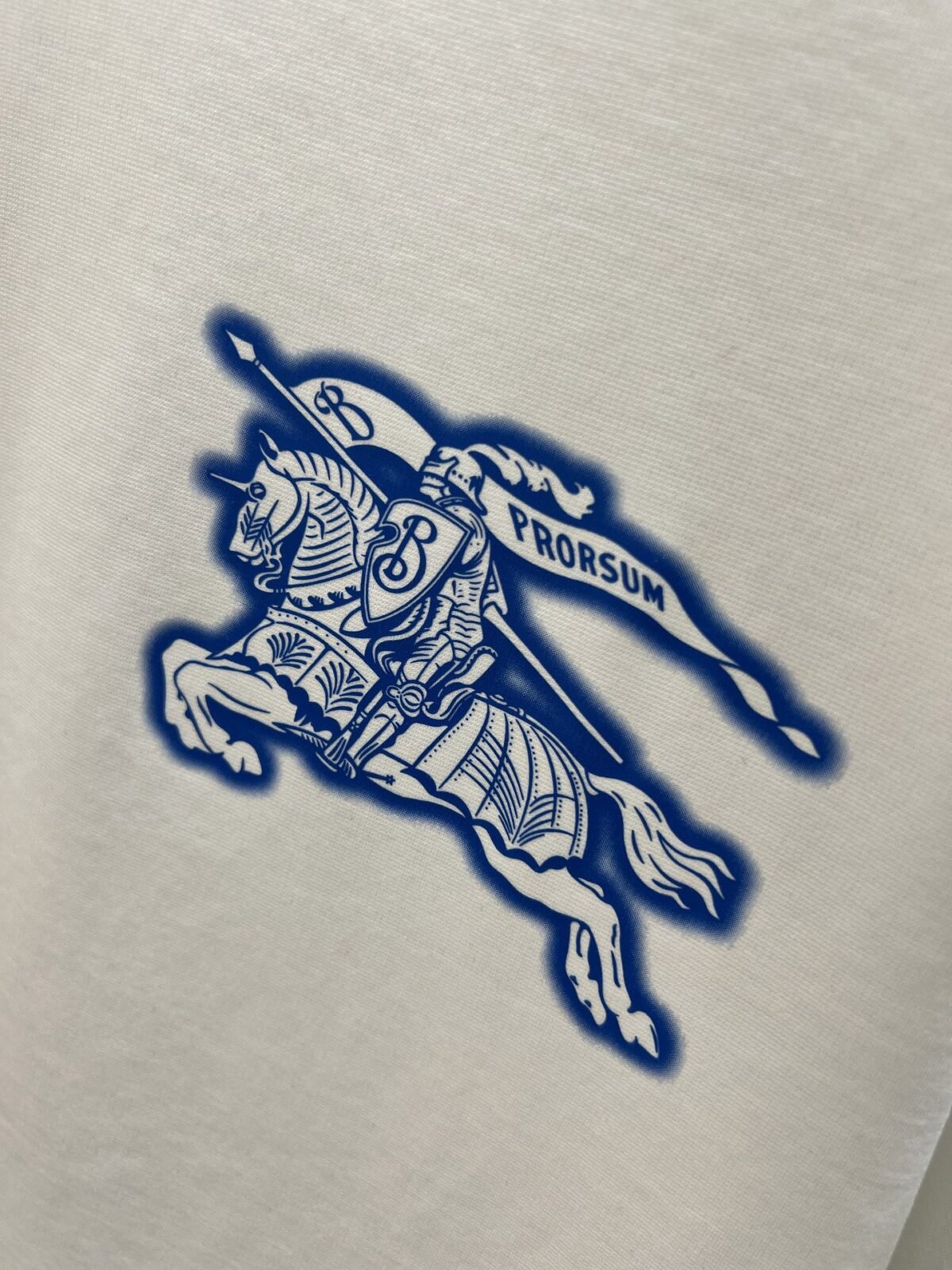 ⁦تيشيرت بربري الجديد من القطن بياقة دائرية وأكمام قصيرة⁩ - الصورة ⁦7⁩