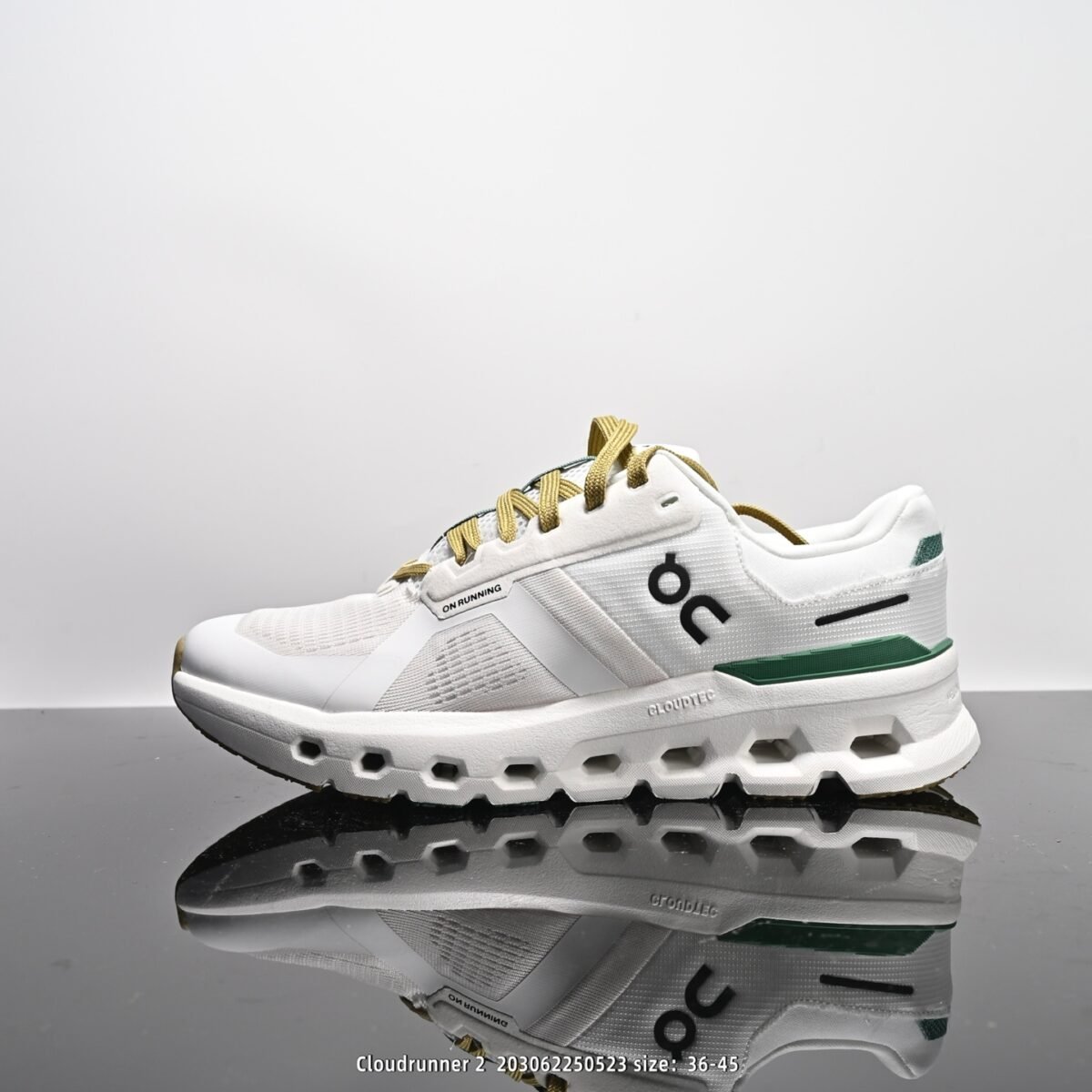 ⁦حذاء On Cloudrunner 2⁩ - الصورة ⁦1⁩