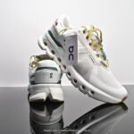 ⁦حذاء On Cloudrunner 2⁩ - الصورة ⁦7⁩