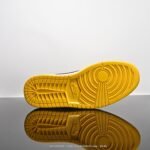 ⁦حذاء  NIKE Air Jordan 1 Low "Lakers Edition⁩ - الصورة ⁦2⁩