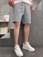 ⁦شورت رجالي كاجوال جديد من فندي⁩ - الصورة ⁦3⁩