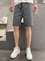 شورت رجالي كاجوال جديد من فندي