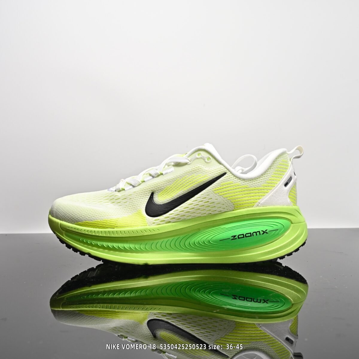 ⁦حذاء Nike ZoomX Vomero 18⁩ - الصورة ⁦1⁩