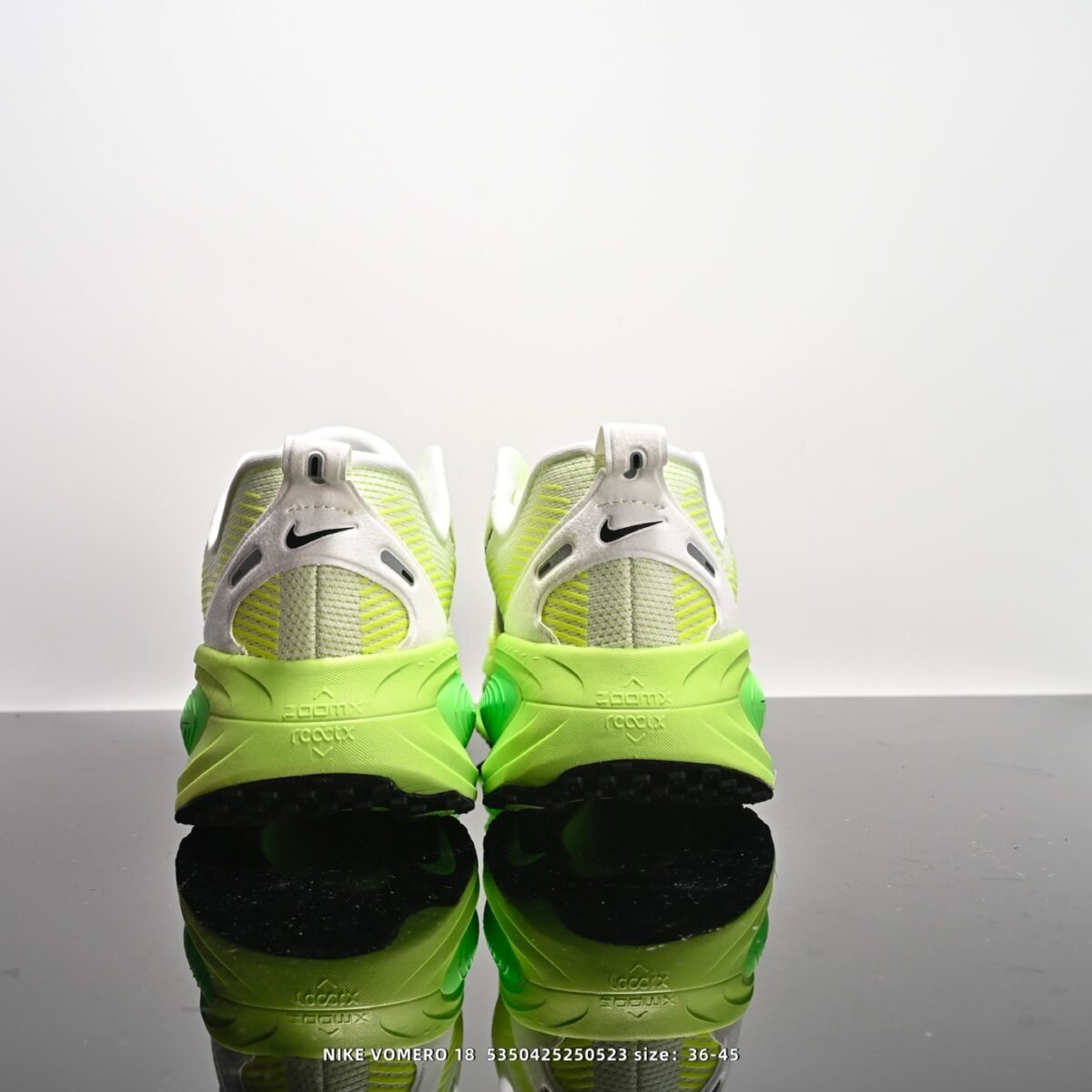 ⁦حذاء Nike ZoomX Vomero 18⁩ - الصورة ⁦6⁩