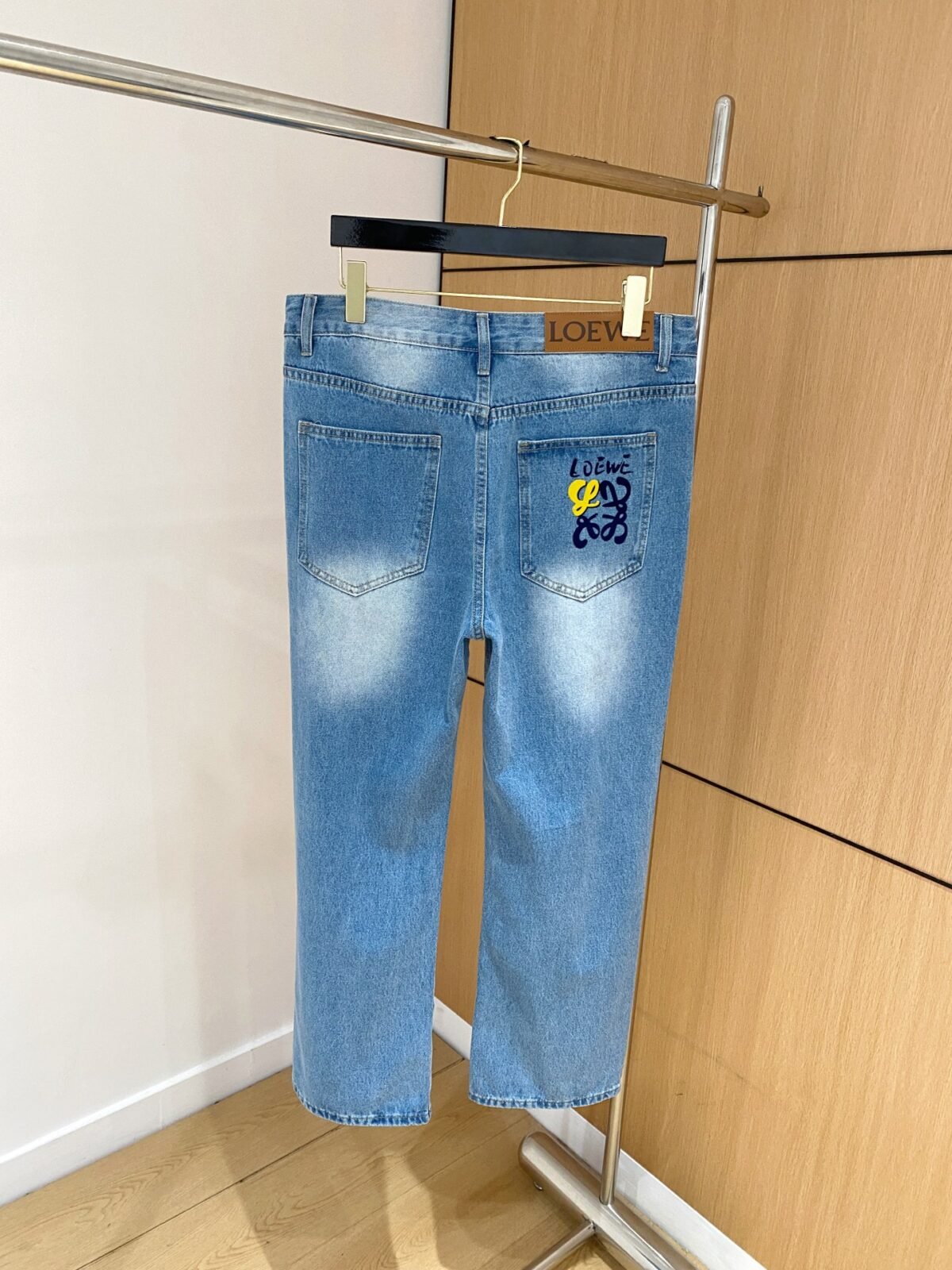 ⁦جينز لويفي للفصول الأربعة⁩ - الصورة ⁦2⁩