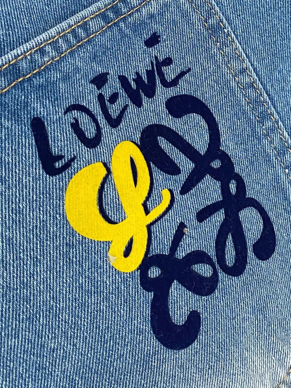 ⁦جينز لويفي للفصول الأربعة⁩ - الصورة ⁦4⁩