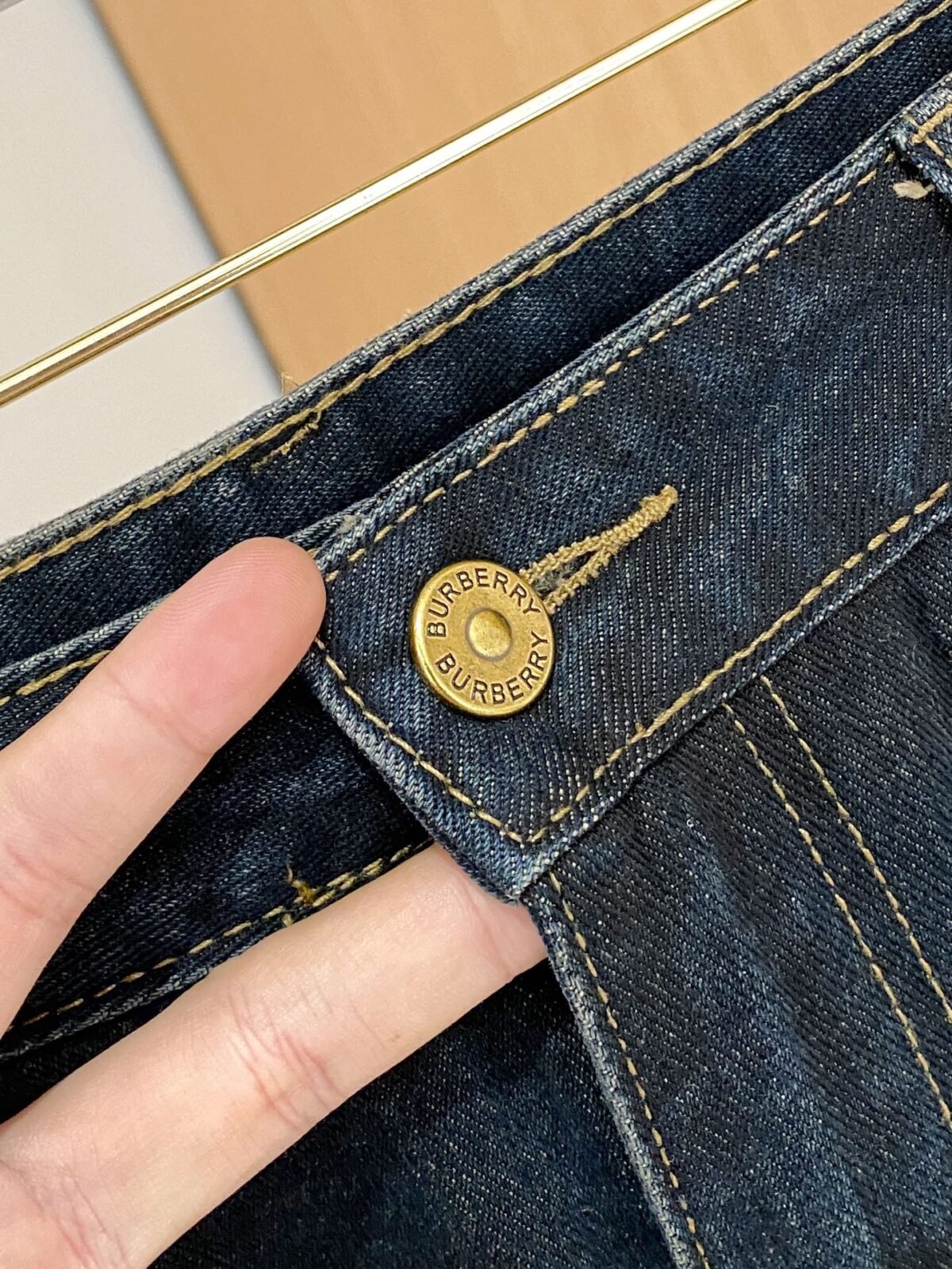 ⁦بنطلون جينز بربري للفصول الأربعة⁩ - الصورة ⁦7⁩