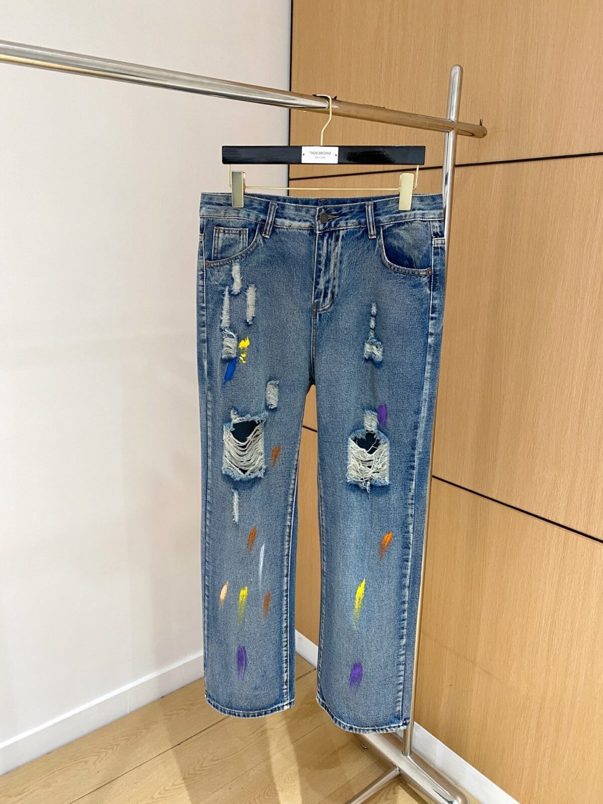 wsxc1748205071875_0 بنطلون جينز Balenciaga للفصول الأربعة - الصورة 1