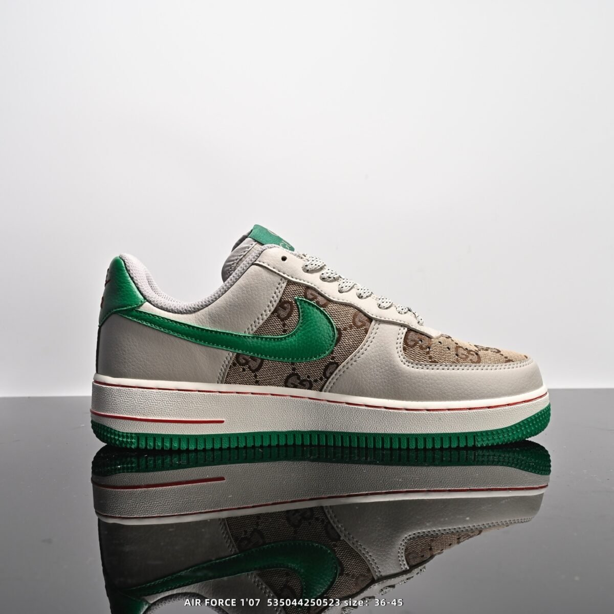 ⁦حذاء Nike Air Force 1 '07⁩ - الصورة ⁦6⁩