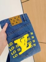 ⁦جينز LV للفصول الأربعة⁩ - الصورة ⁦3⁩