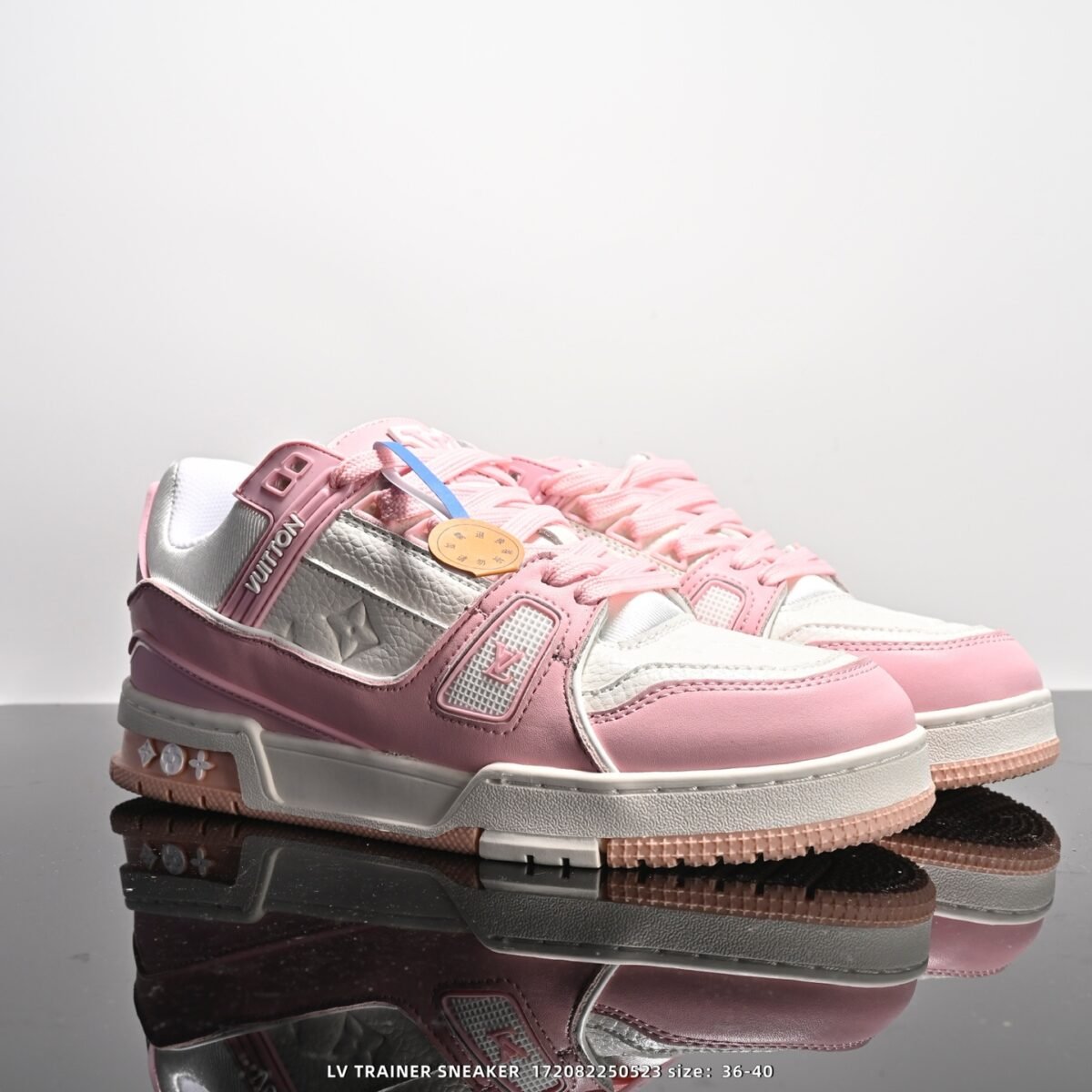 ⁦حذاء Louis Vuitton Trainer⁩ - الصورة ⁦5⁩