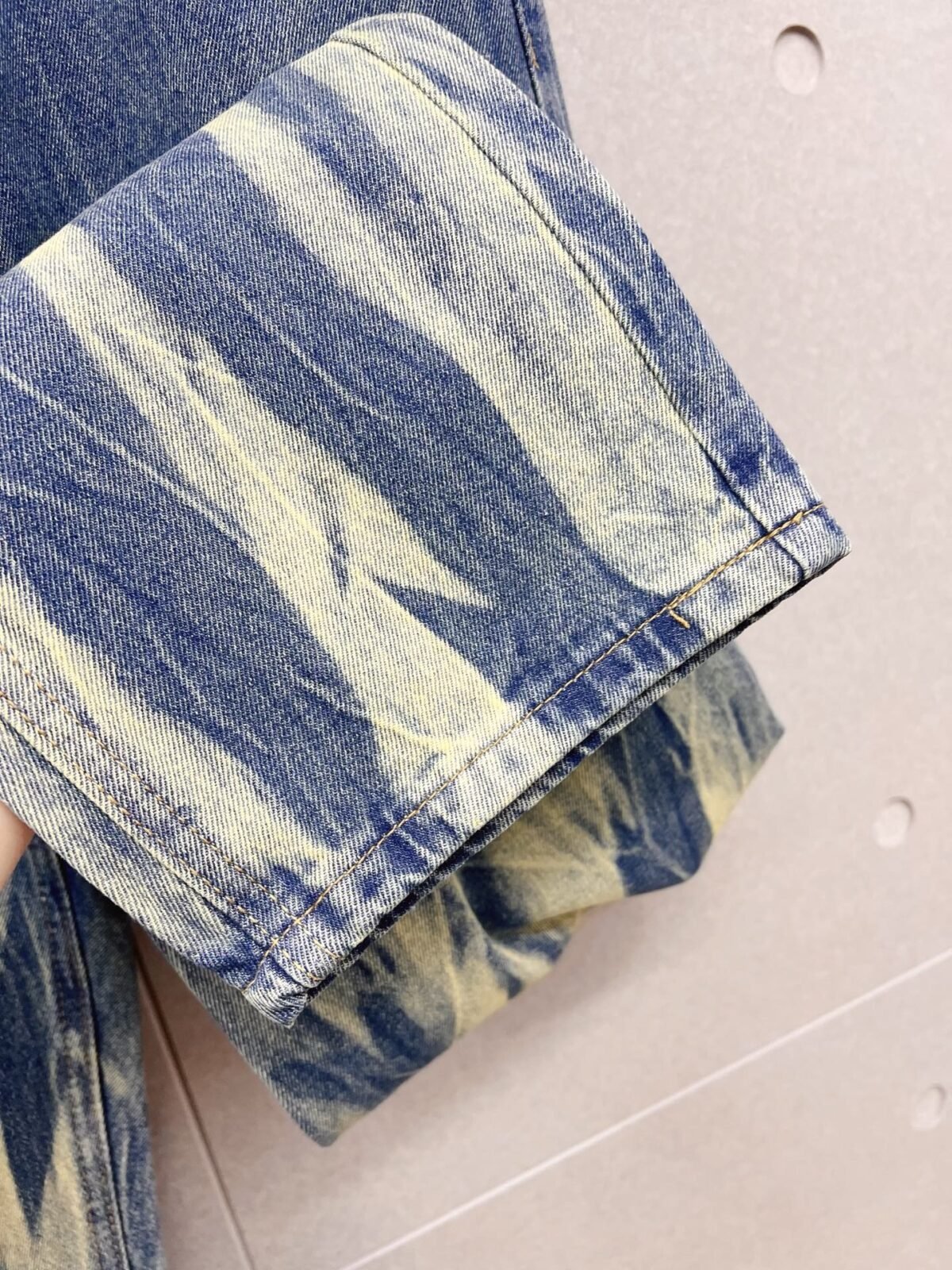 ⁦جينز لوي الرجالي العصري⁩ - الصورة ⁦6⁩