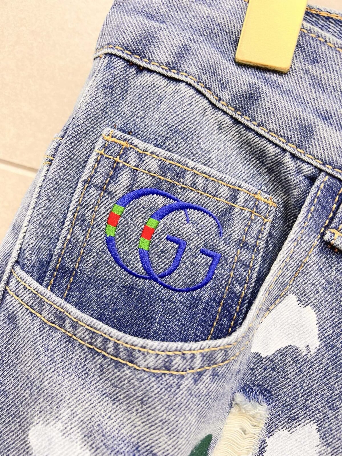 ⁦جينز غوتشي الرجالي العصري⁩ - الصورة ⁦6⁩