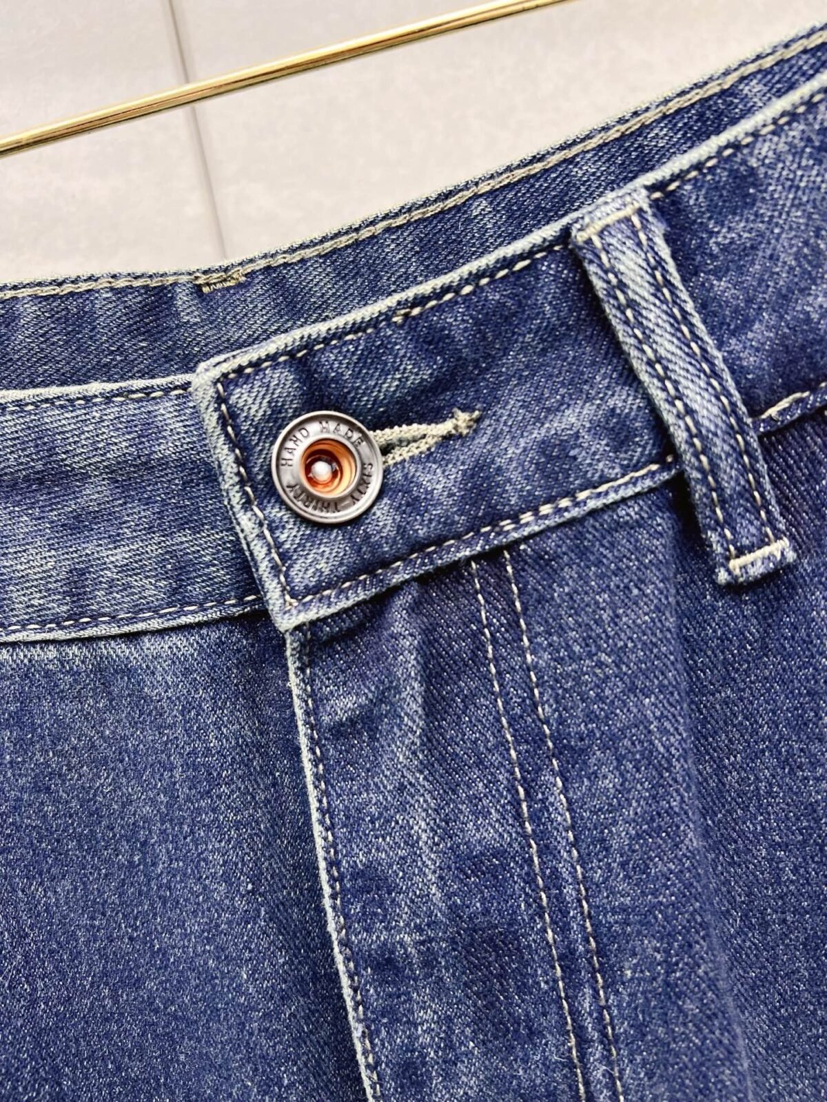 ⁦بنطال جينز أرماني الرجالي العصري⁩ - الصورة ⁦3⁩